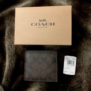 Coach 3-In-1 Wallet In Signature Canvas